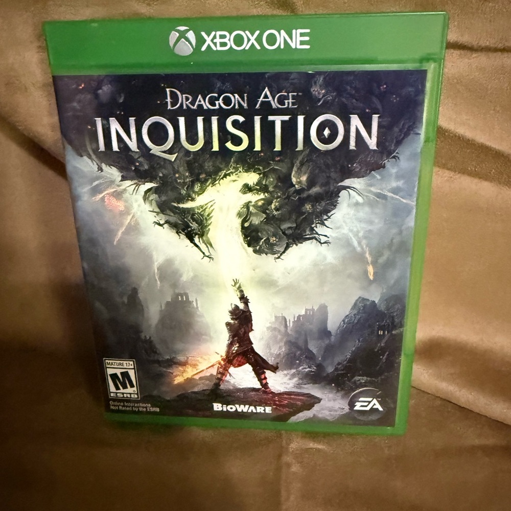 Dragon Age Inquisition for Xbox One - Green Case